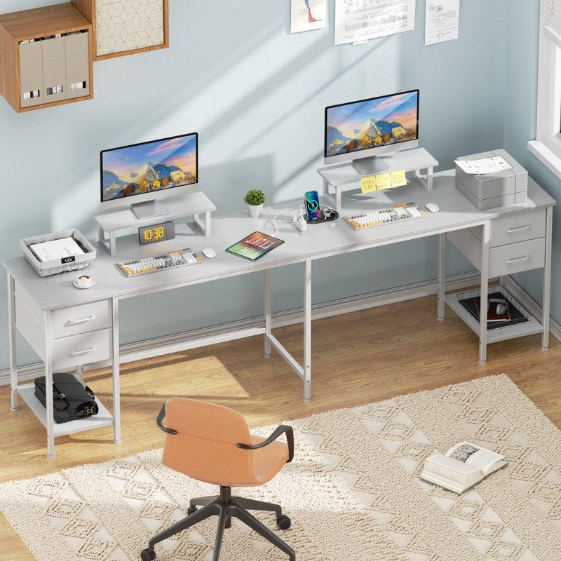 Bureau d'ordinateur en L 66 po avec prise de courant, H 29,1 po x l 66,1 po x P 47,2 po, Blanc