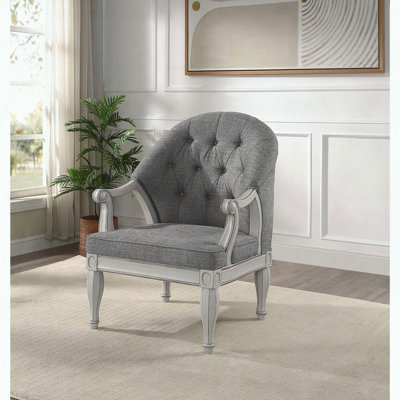Chaise capitonnée classique avec tissu gris et finition blanc antique