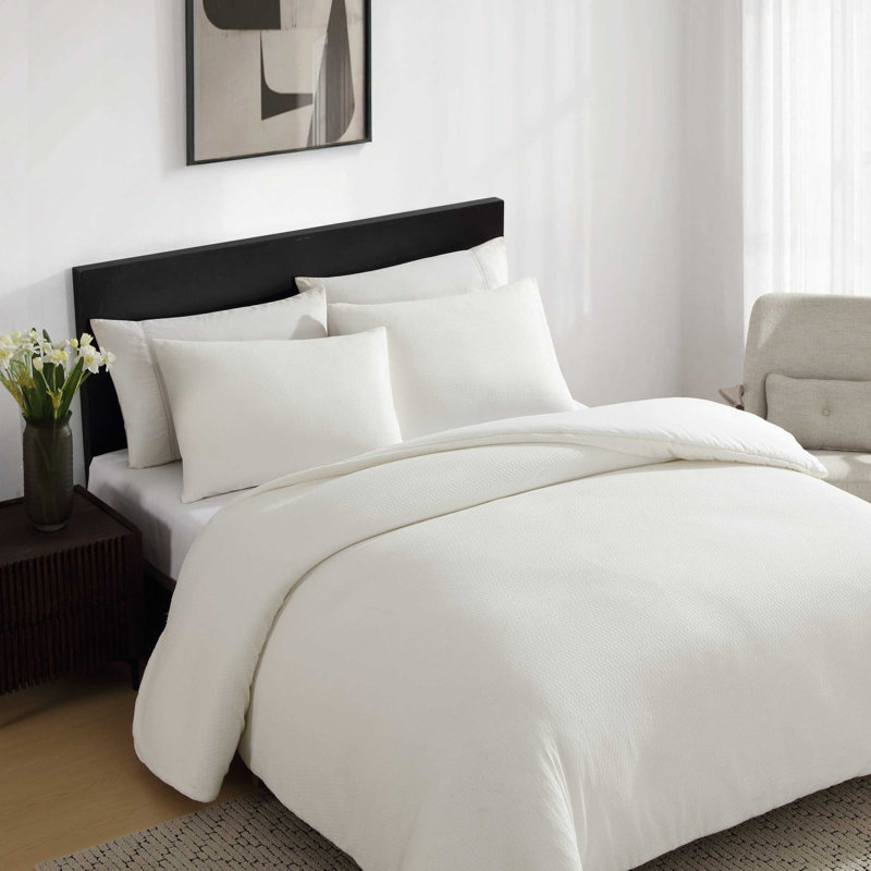 Vera Wang Threaded Basketweave Cotton White Comforter Set, King Comforter + 2 King Shams