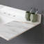 Dessus de meuble-lavabo en marbre de 43 po, comptoir de salle de bain avec lavabo central encastré rectangulaire et dosseret de 4 po de hauteur, comptoir pré-percé avec trou de robinet de 8 po, blanc de Carrare avec veines