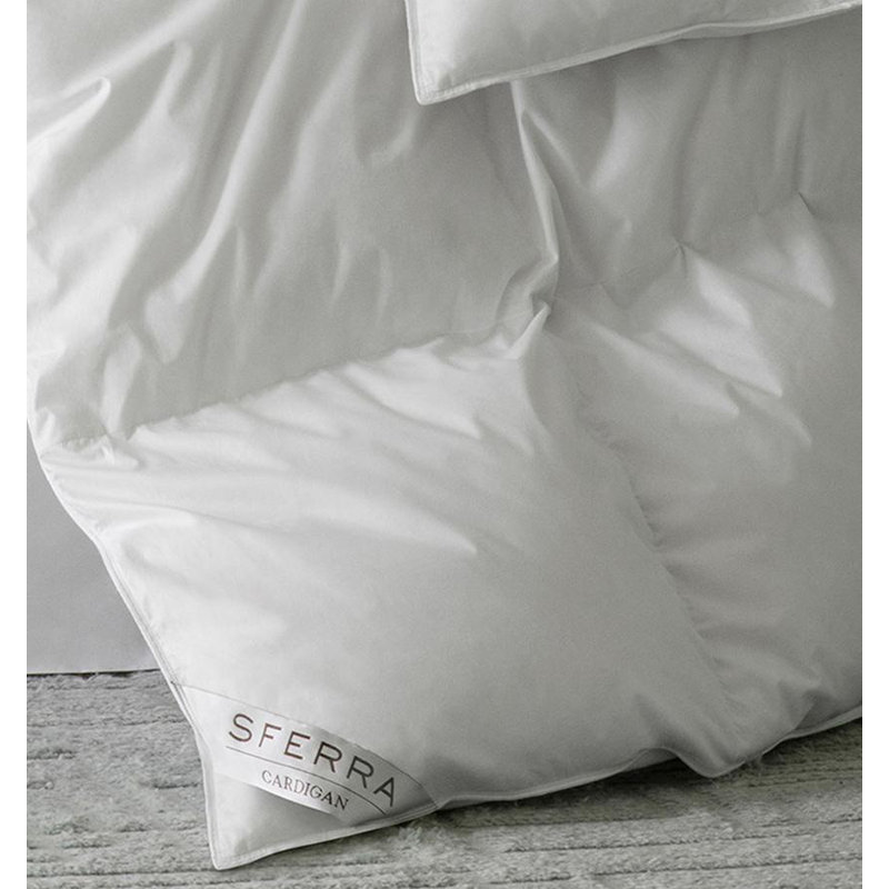 Cardigan Goose Down Comforter, Medium, King