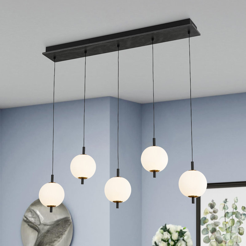 Luminaire suspendu pour îlot de cuisine 5 lumières DEL à intensité variable