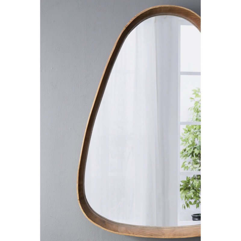Miroir mural irrégulier avec cadre en bois, 30 po x 38 po, pour le salon, la salle de bain, le vestibule, style minimaliste, bords courbés, 50% pin, 25% silhouette de salle de bain, mélange de décor, bords