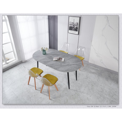 Table extensible polyvalente pour la salle à manger, le bureau et le café, avec plateau en panneau de fibres à densité moyenne et pieds en métal robustes pour plus de stabilité et de style.