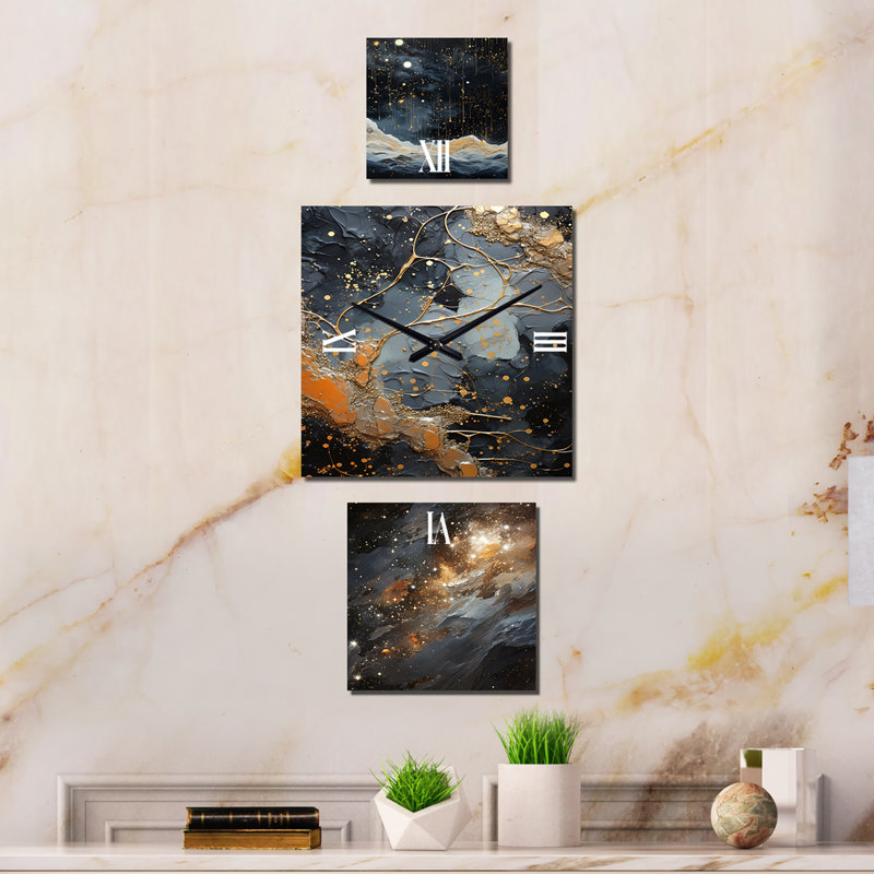 Hely Wall Clock
