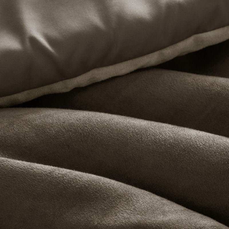 Boulder Stripe Pieced Microsuede Cozy Comforter Set, Full/Queen Comforter + 2 Standard Shams, Brown
