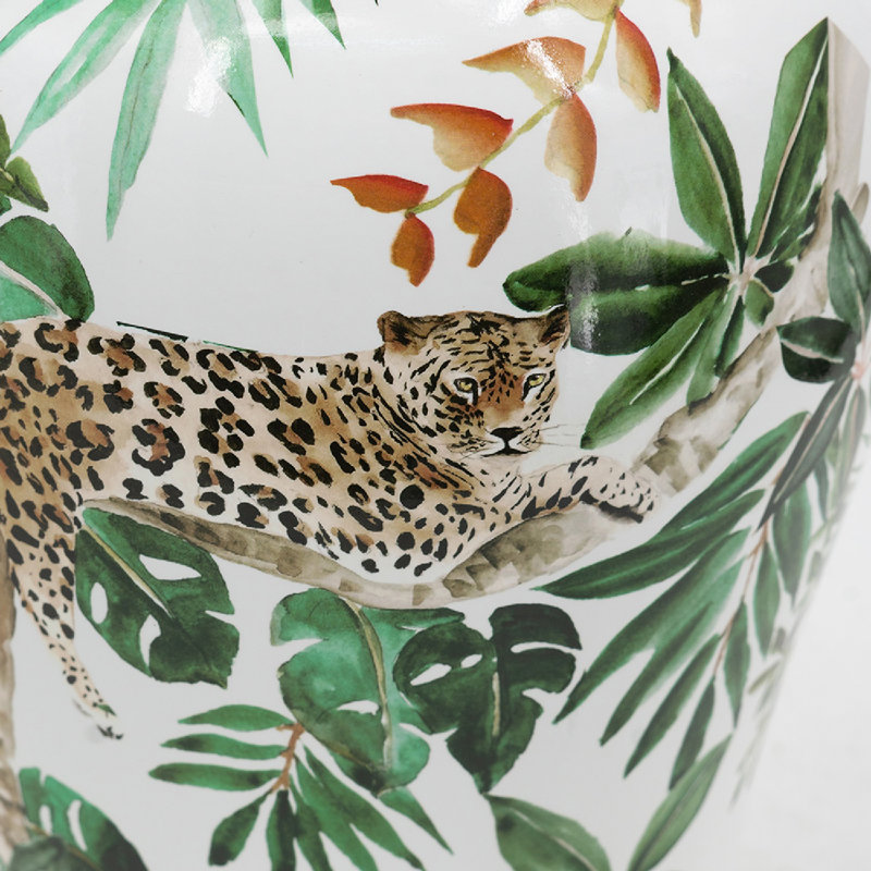 Pot en porcelaine