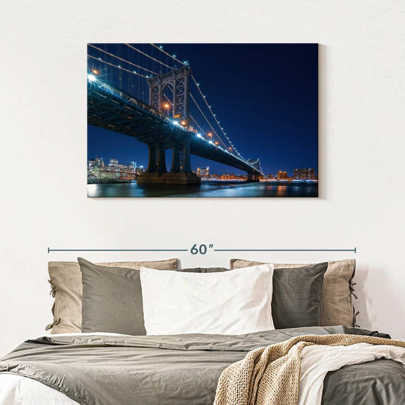 Lilie NYC Bridge At Night, H 30 po x l 45 po