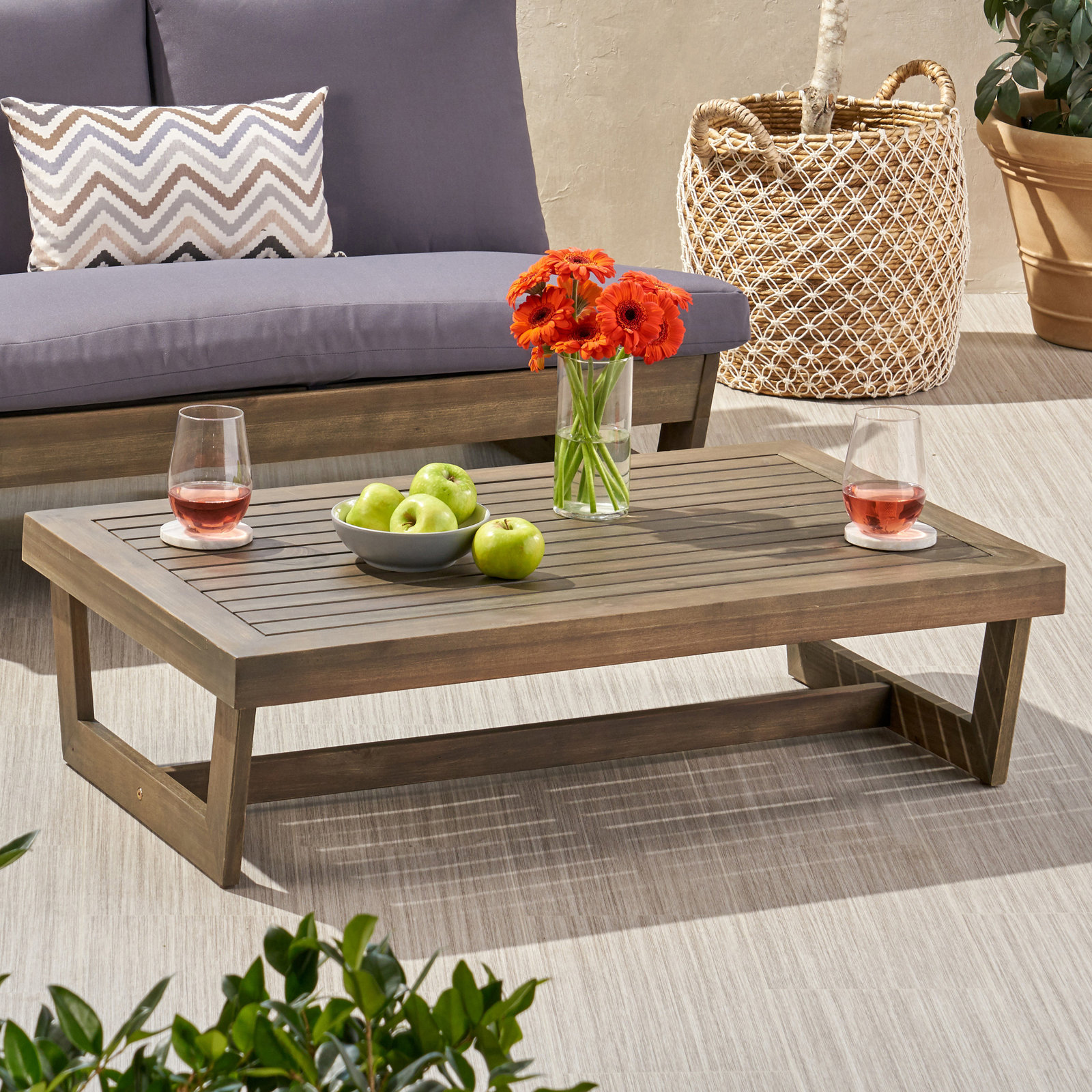 Louise 39.5'' Outdoor Coffee Table, Gray
