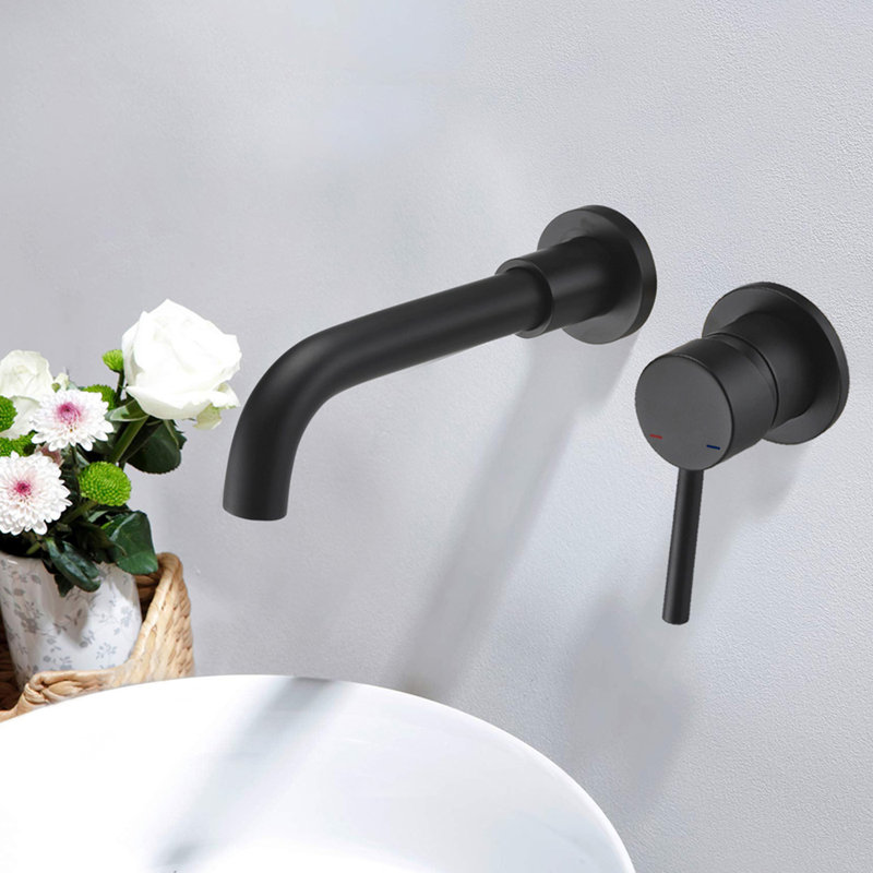 Single-handle Bathroom Faucet with Drain Assembly, Matte Black