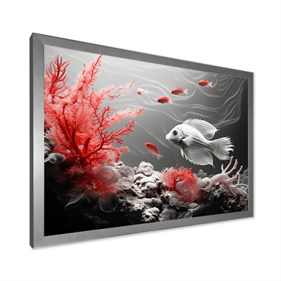" Monochrome Red And Gray Fish Crawl "