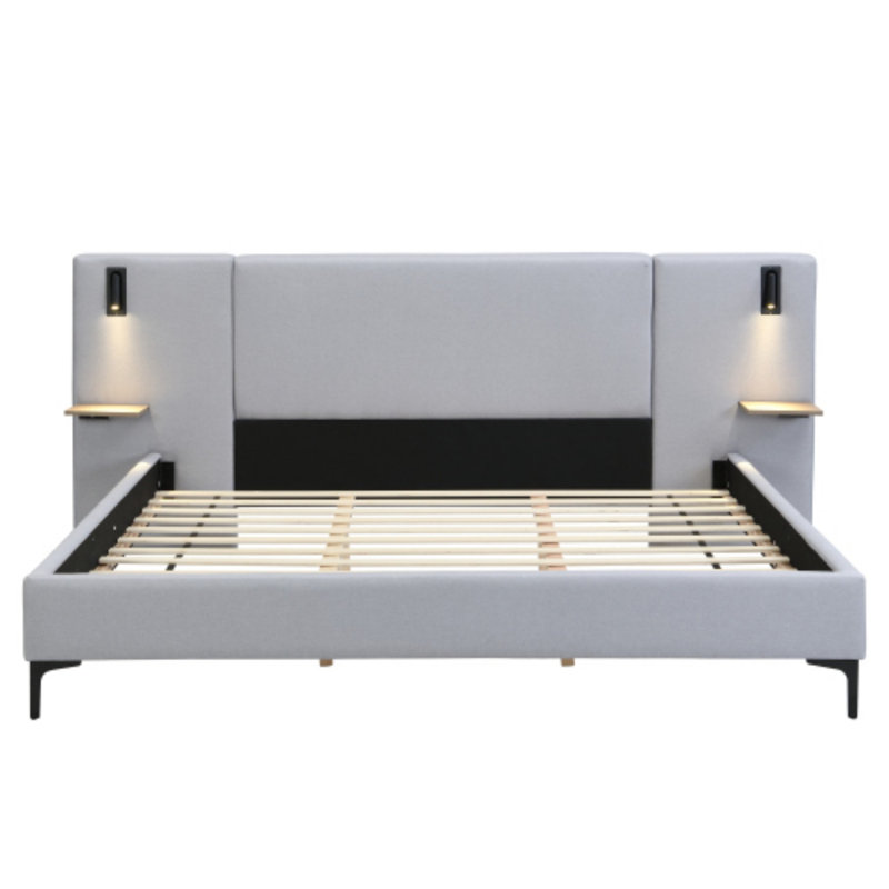 Lit rembourré avec lumières et tablettes intégrées