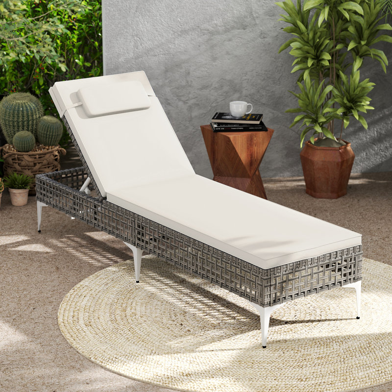 194cm Long Single Chaise with Cushions, White
