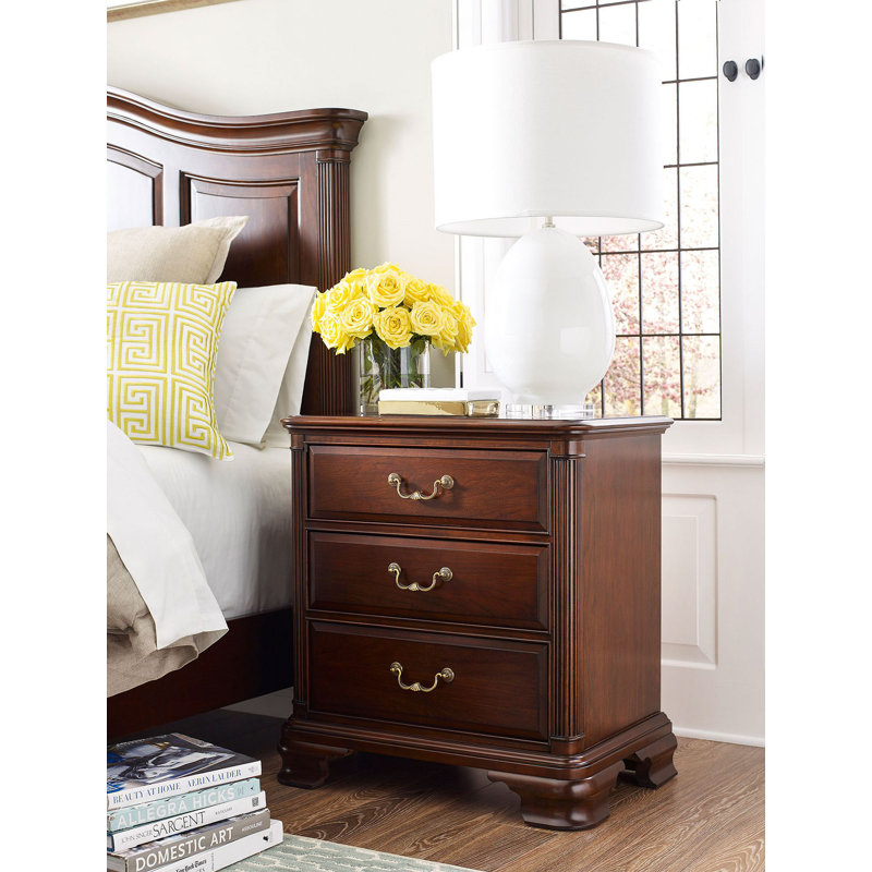Solvig 28'' W Solid Wood Nightstand