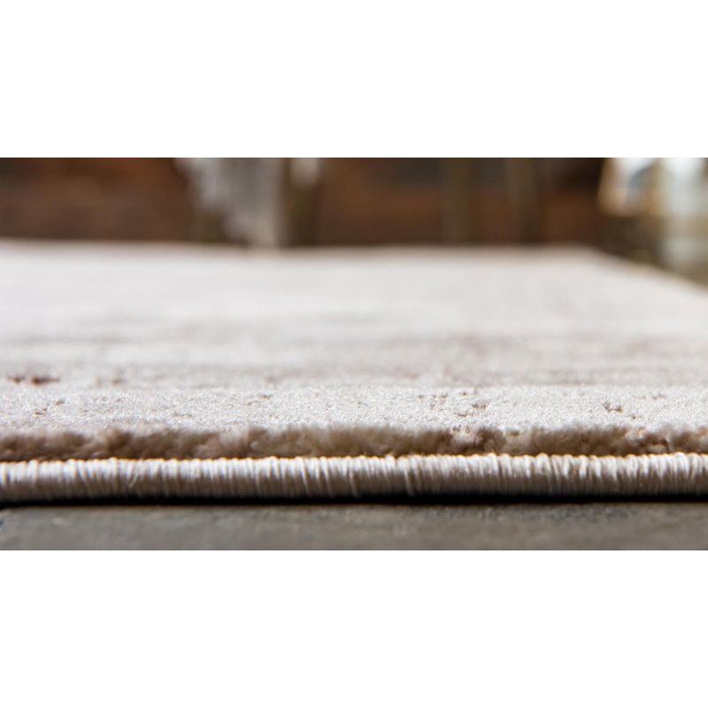 Tapis contemporain beige / crème Aimeeleigh, Tapis de couloir 2 pi 7 po x 13 pi 11 po