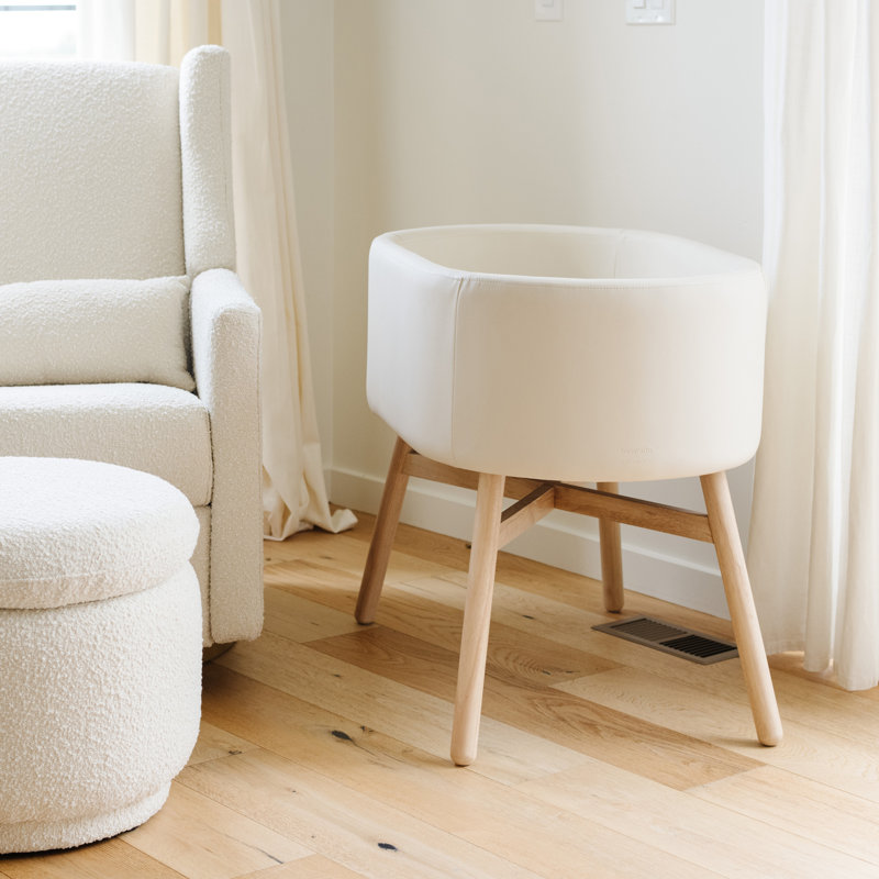 babyletto x GATHRE Capsule Bassinet, White