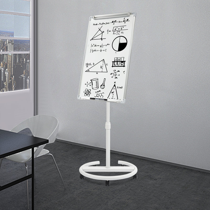 Tableau blanc avec roues