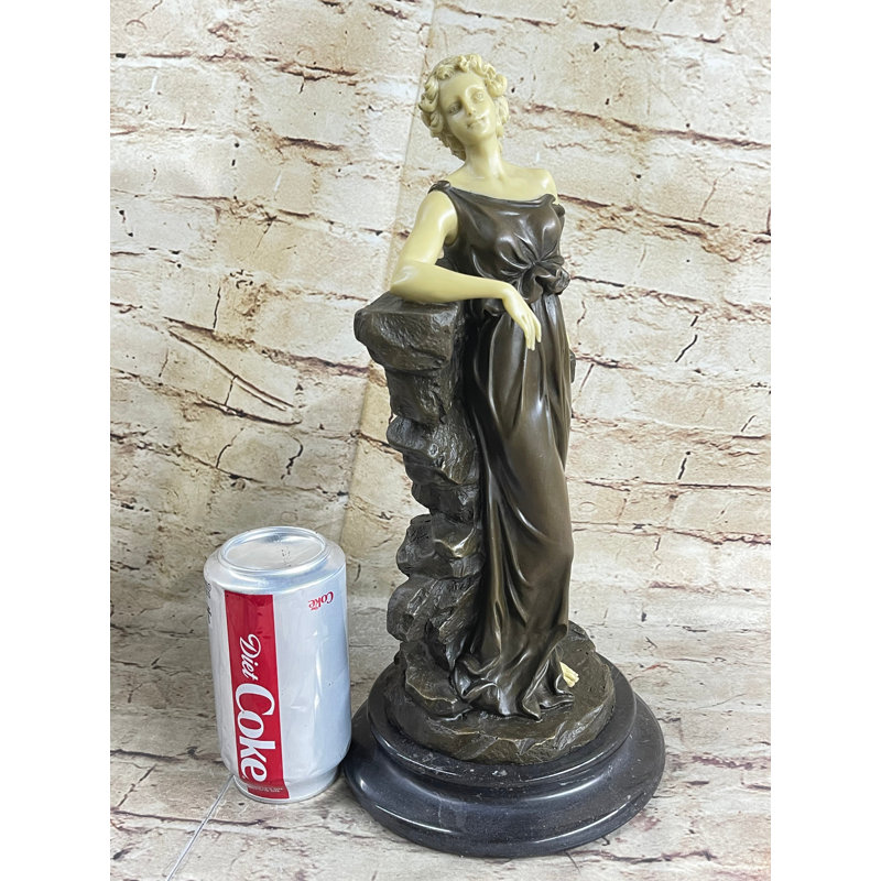 Figurines et sculptures Azani