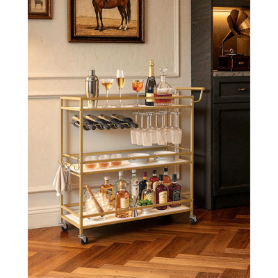 Chariot-bar, chariots de service de cuisine à 3 niveaux, station utilitaire roulante moderne sur roulettes, chariot à boissons mobile avec tablette en bois, support à vin et porte-verre, 35,83 x 12,99 x 36,81 po, or