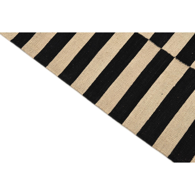 Tapis noir et blanc Orta