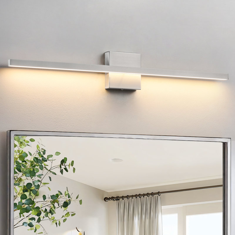 Éclairage à DEL à intensité variable pour meuble-lavabo 31,5 po Sheree, Nickel brossé