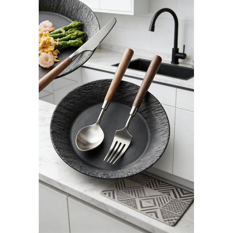 Ensemble de 16 couteaux à steak avec poignées en noyer et acier inoxydable 304, couverts de qualité professionnelle pour les repas à la maison et les grillades