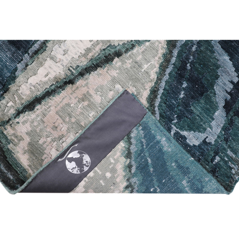 Abstract Area Rug in Green, Rectangle 5'9" x 8'9"