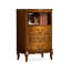 Commode en bois rétro ornée de détails