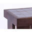 Table en bois avec des tuiles-210532898