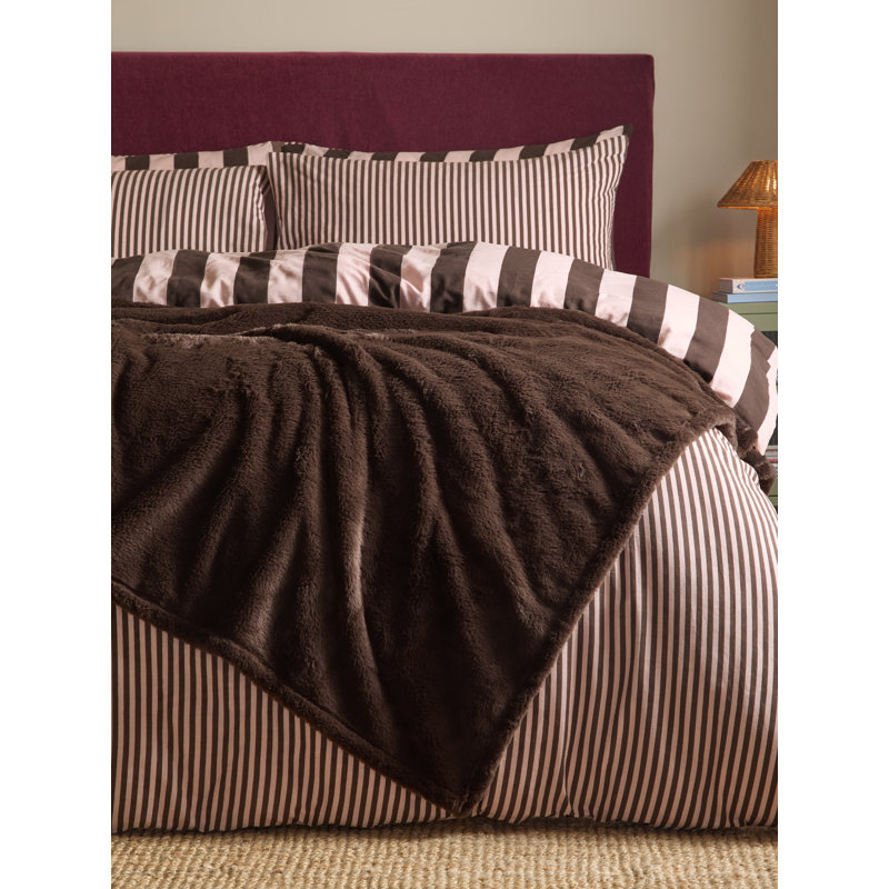 Kallu Machine Woven Blanket, 200cm W x 150cm L