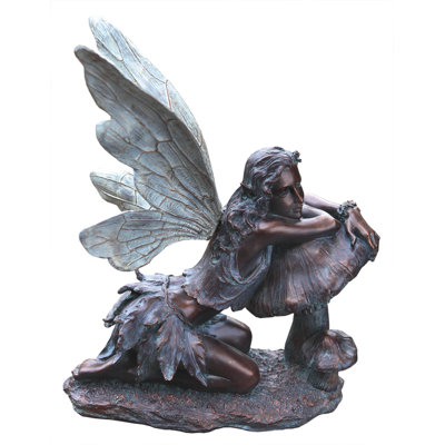 Statue fée sur champignon Tullis