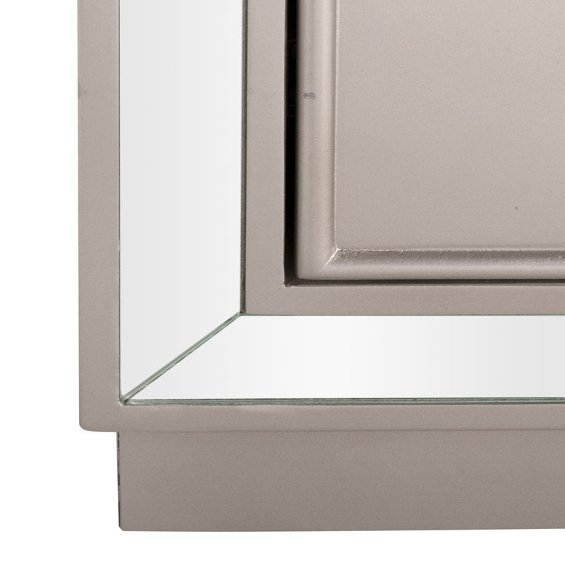 Nylah 31.87'' W 3 - Drawer Dresser, Champagne
