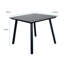 Table de salle à manger carrée de patio avec trou pour parasol, plateau de table en composite de bois-plastique robuste en fer, table intérieure d'extérieur toutes saisons pour jardin, balcon, cour