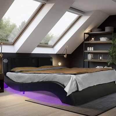 Itsumi Platform Bed