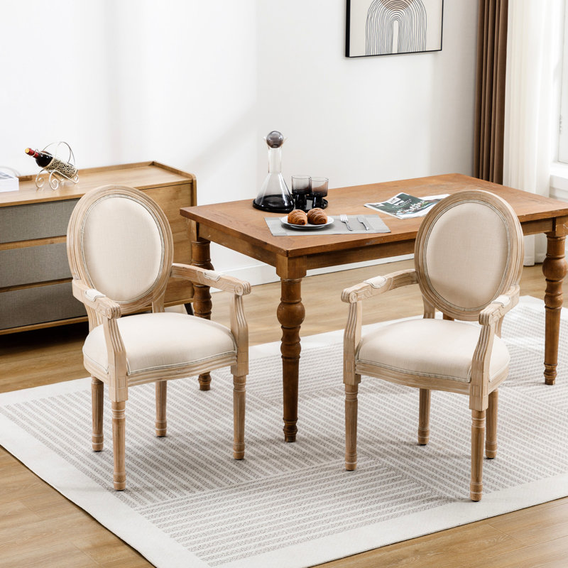 Chaise en bois massif de style français 2, crème. Fabrication robuste avec rembourrage en mousse. Revêtement. Design rétro. Pieds en bois robustes. Rampe élégante. Beige 20,87 po de profondeur, 18,65 de largeur, 32,84 de hauteur.