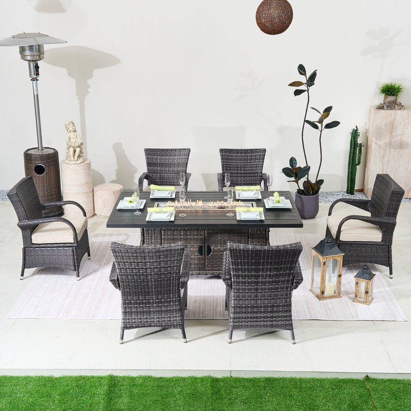 Ensemble repas extérieur pour 6 personnes avec coussins, Brun
