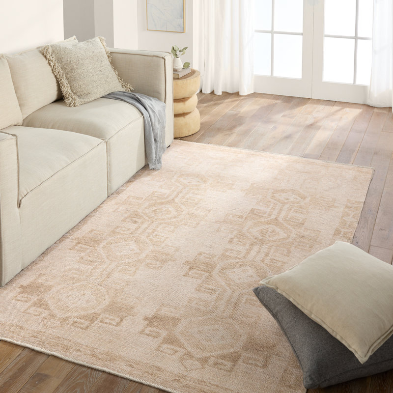 Vibe by Bungalow Rose Afshari Medallion Machine Washable Tan/Cream Area Rug, Runner 2'6" x 8'