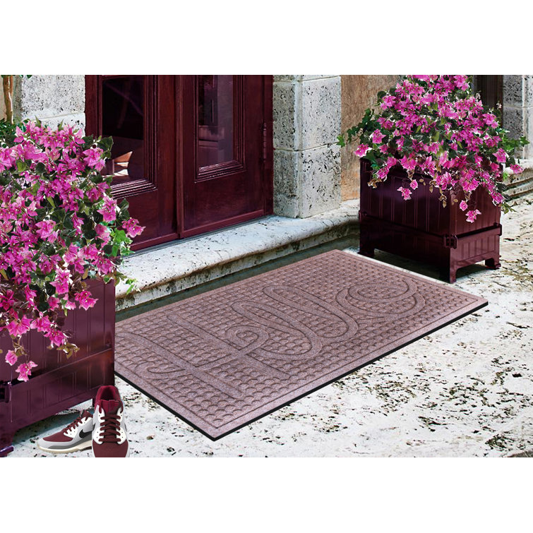 https://assets.wfcdn.com/im/44435027/resize-h755-w755%5Ecompr-r85/2167/216731464/Dionysius+Non-Slip+Geometric+Outdoor+Doormat.jpg