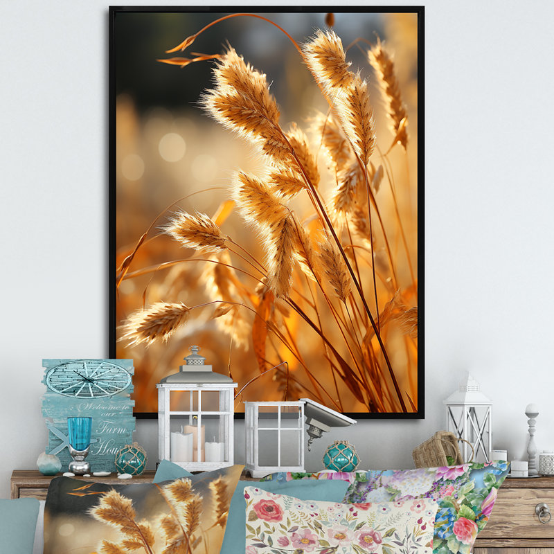 Golden Meadow Grass sur toile, Cadre flottant noir, H 20 po x l 12 po x P 1 po