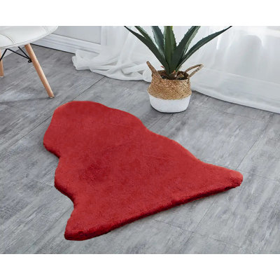 Herminda Faux Fur Washable Indoor Rug