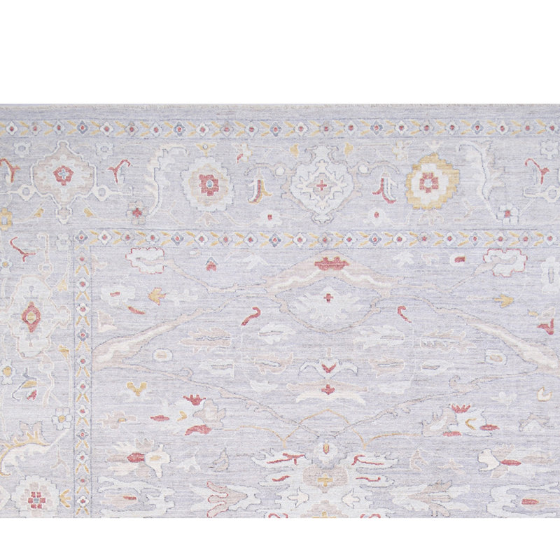 Tapis gris clair noué à la main de haute qualité