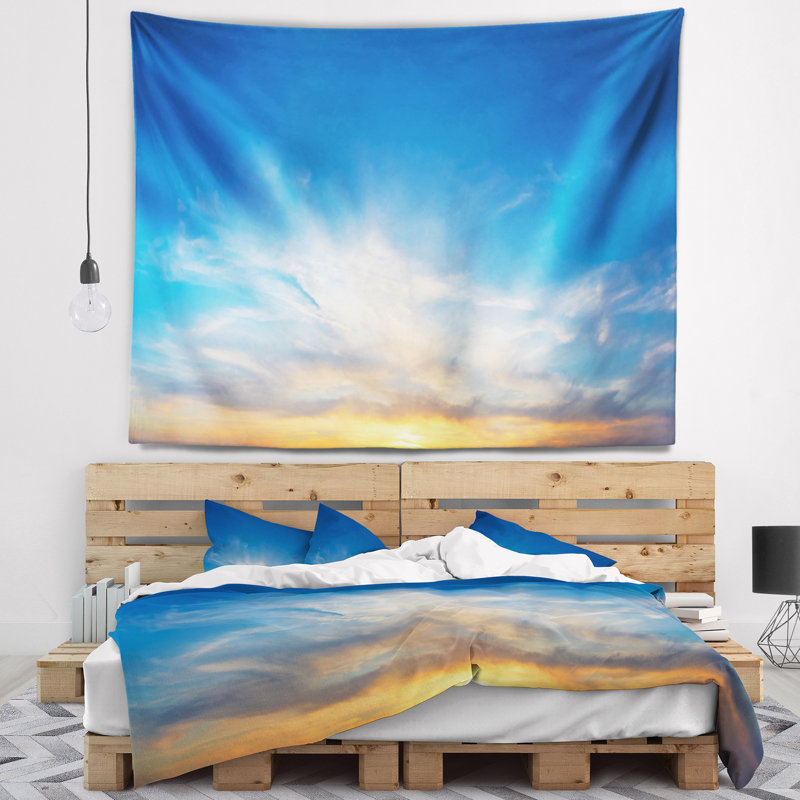 Paysage tapissier bleu ciel, H 32 po x l 39 po
