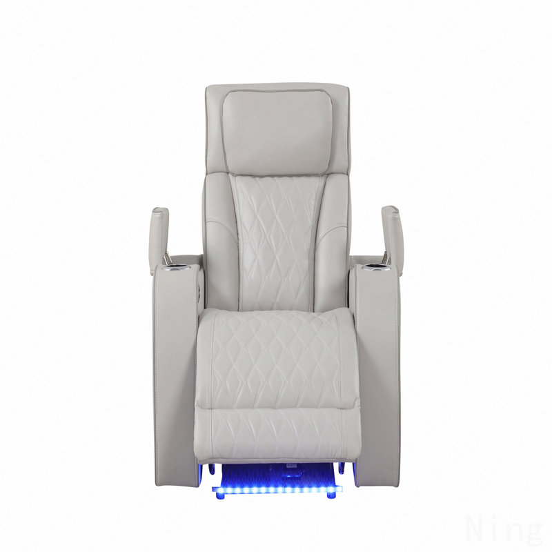 Fauteuil inclinable en bois Fortuner, Beige
