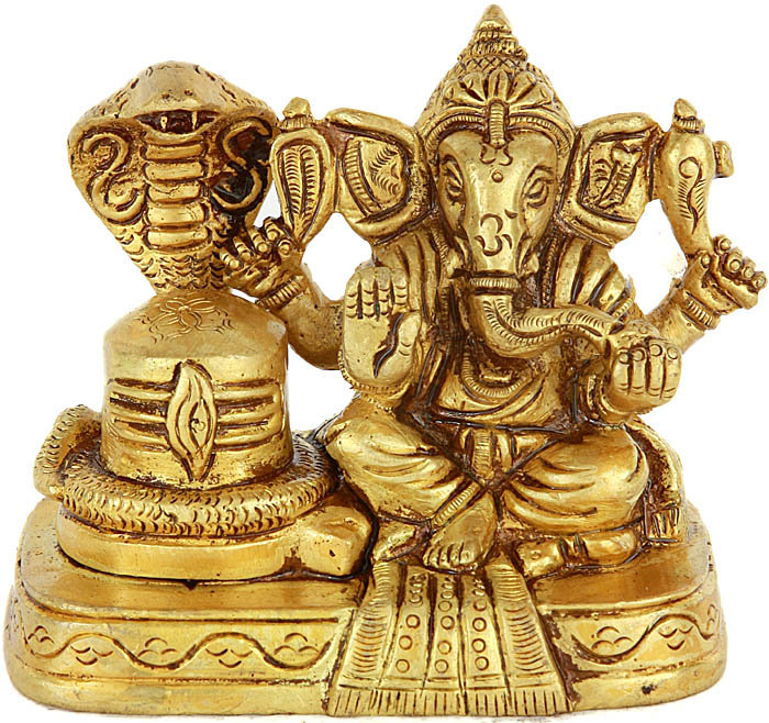 Lord Ganesha avec Shiva Linga