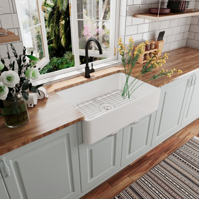 Feast 33" L x 20" W Single Bowl Farmhouse Kitchen Sink with Sink Grid and Basket Strainer