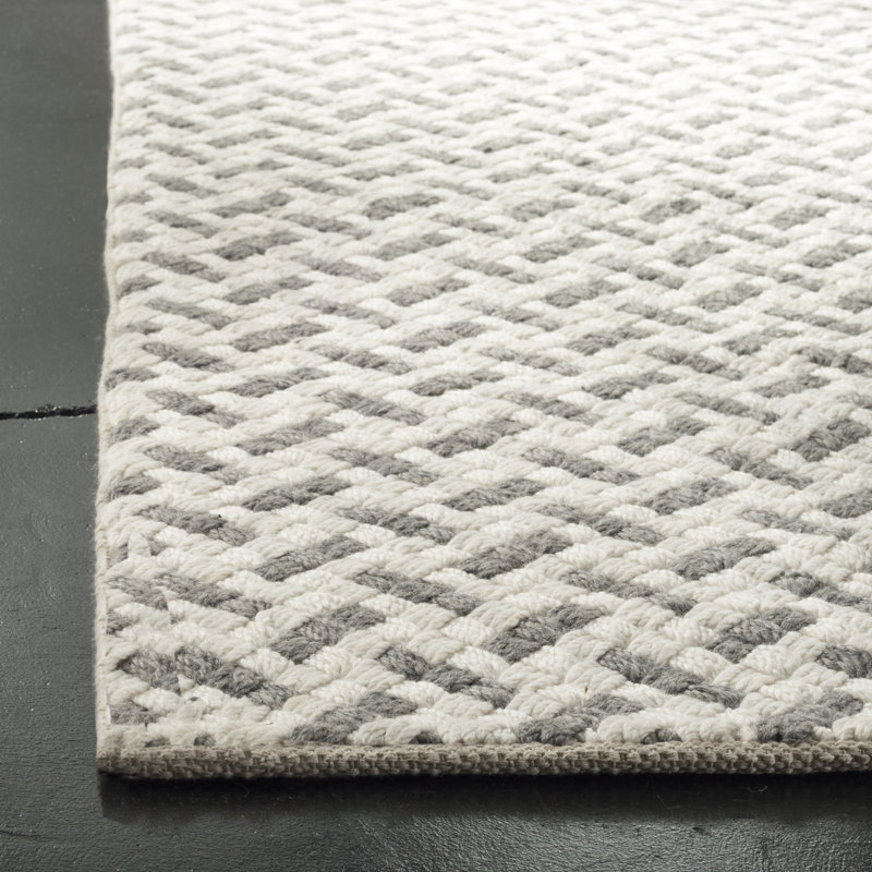 Huberty Hand Woven Viscose/Wool Geometric Rug in Gray/Ivory, Runner 2'3" x 8'