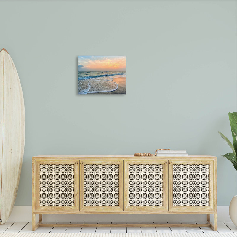 «Vast Panoramic Beach Layered Waves» par Mary Lou, photographie sur toile tendue, H 16 po x l 20 po x P 1,5 po