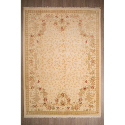Goldway Wool Oriental Area Rug in Beige