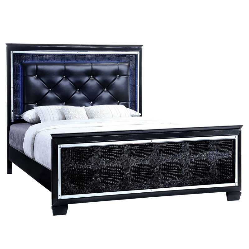Aghanliss Tufted Standard Bed, Queen, Black