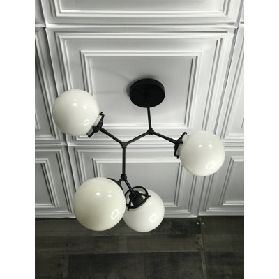 Lustre linéaire moderne 4 lumières spoutnik Marelle